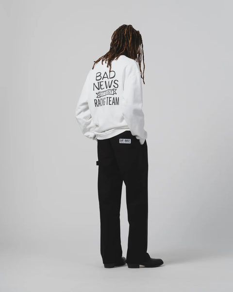 EAT DUST BAD NEWS SWEATER BASIC FLEECE WHITE