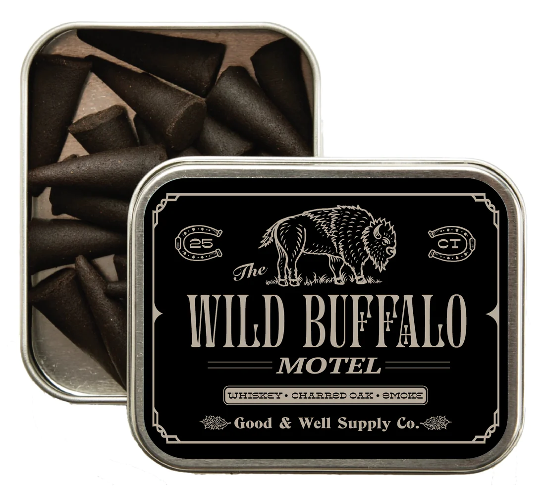 Räucherkegel von Good & Well Supply Co. in einer kleinen Aluminiumdose.