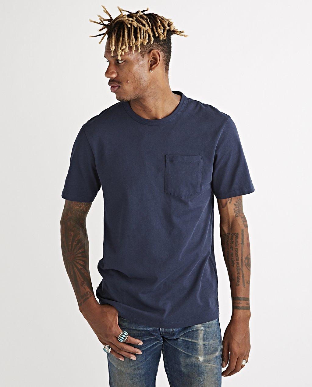 TENUE JOHN POCKET TEE NAVY